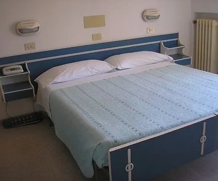 Dionori Hotel 2*